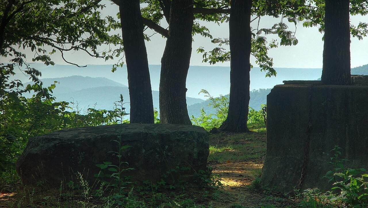 Monte Sano State Park Overlook - panoramio.jpg